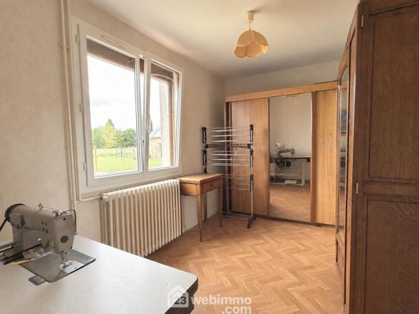 Maison 100.91 m² à Longué-Jumelles 49160