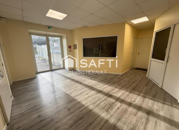 Bâtiment pro avec stockage et chambres froides