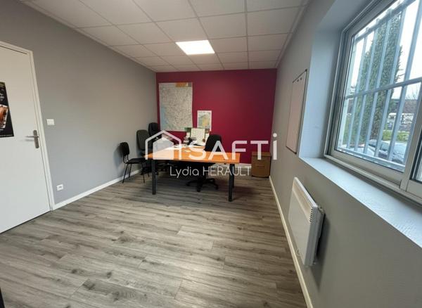 Bâtiment pro avec stockage et chambres froides