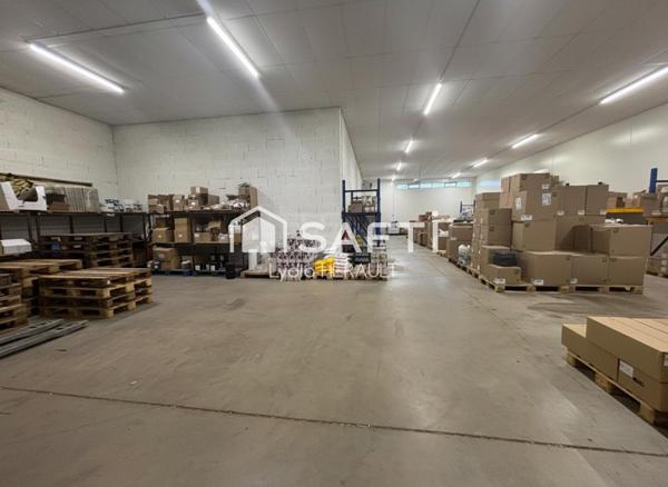 Bâtiment pro avec stockage et chambres froides