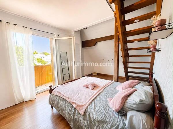Vente                                                      Maison
                        
                     7 pièces                      189 m2                     à Cousance