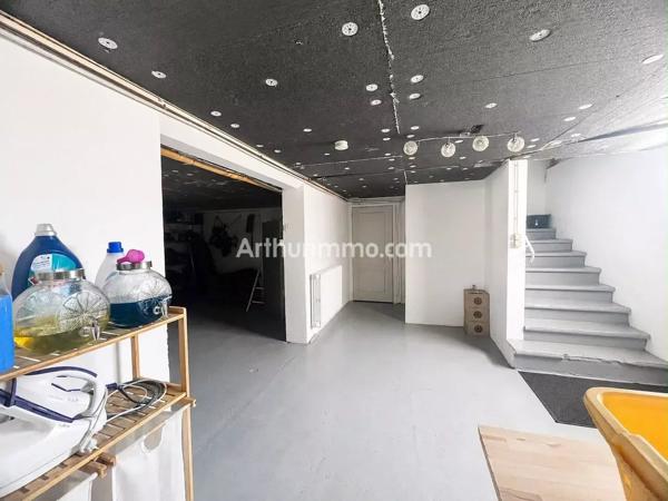 Vente                                                      Maison
                        
                     7 pièces                      189 m2                     à Cousance