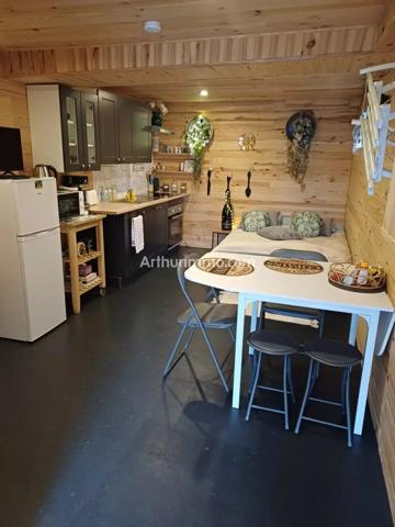 Vente                                                      Maison
                        
                     7 pièces                      189 m2                     à Cousance