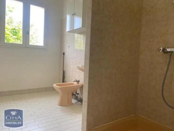 Appartement à louer 2 pièces 53.17m²