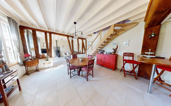 Maison à vendre    5 pièces •  Sacquenville