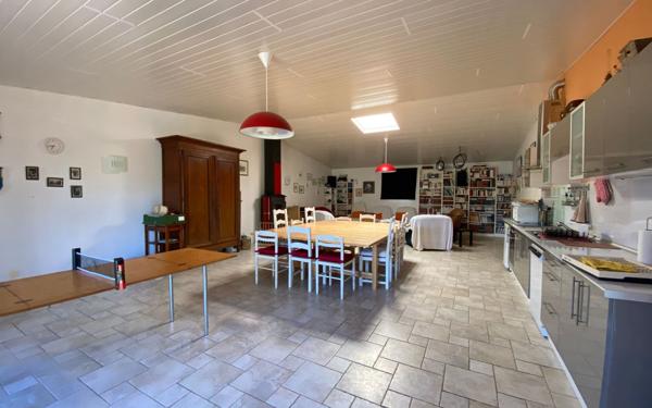 Maison à vendre    5 pièces •  Sacquenville