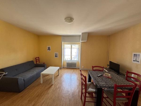 Appartement meublé de type 3 à louer au cœur de Montmorillon