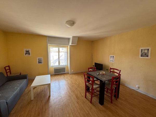 Appartement meublé de type 3 à louer au cœur de Montmorillon