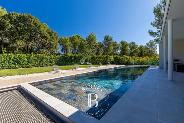 Saint-Gély-du-Fesc, Maison  1 300 m² à vendre
