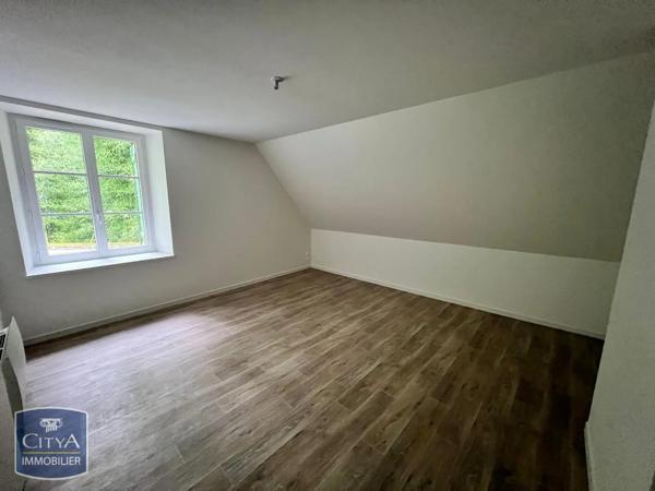 Appartement à louer 2 pièces 66.89m² Mézières-en-Brenne (36290)