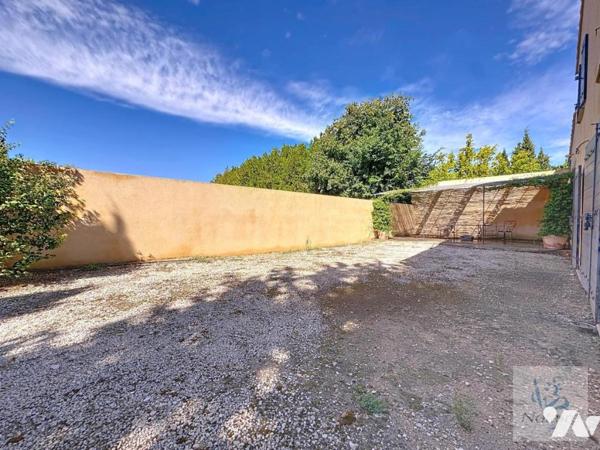 Saint-Rémy-de-Provence - Mas de 17 pièces - 423,91 m²