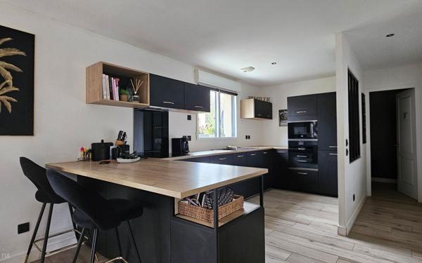 Maison à vendre    4 pièces •  Limetz-Villez