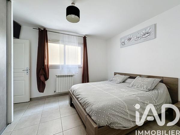 Maison à vendre 4 pièces 87 m² Redessan