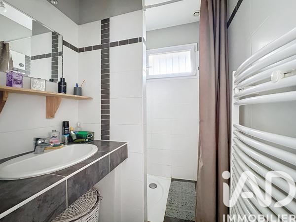 Maison à vendre 4 pièces 87 m² Redessan