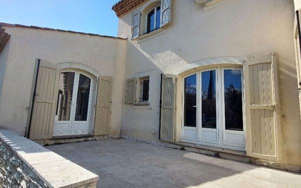 Maison à louer    5 pièces •  Manosque
