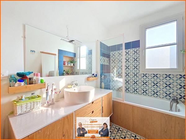 Maison 4 chambres hyper centre Miribel 000