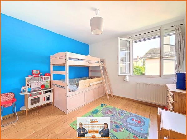 Maison 4 chambres hyper centre Miribel 000