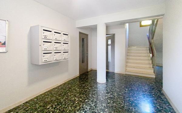 Appartement à vendre    4 pièces • 71 m2 Avignon