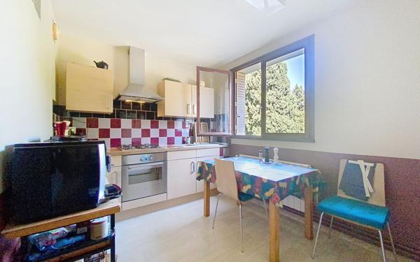 Appartement à vendre    4 pièces • 71 m2 Avignon