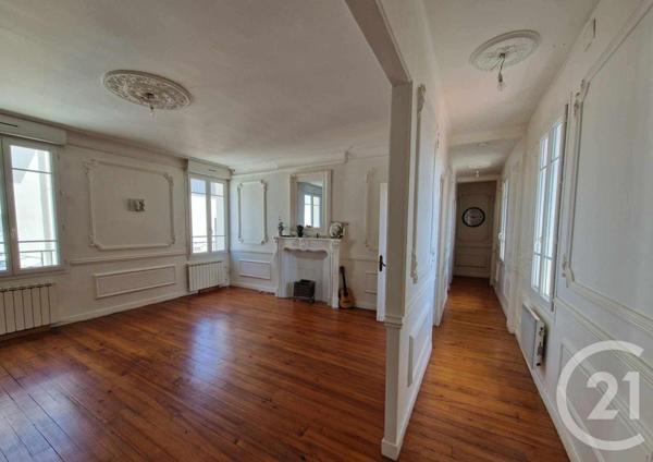 Appartement F6 à vendre  6 pièces - 166,79 m2 LANNEMEZAN - 65