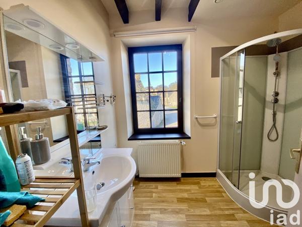 Maison 11 pièces de 155 m² à Lizio (56460)