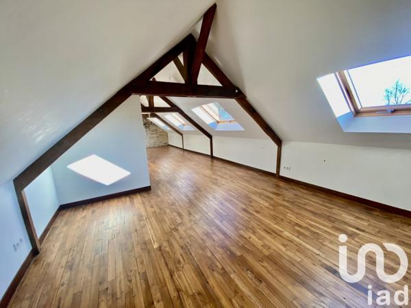Maison 11 pièces de 155 m² à Lizio (56460)