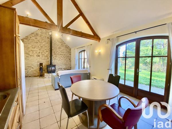 Maison 11 pièces de 155 m² à Lizio (56460)