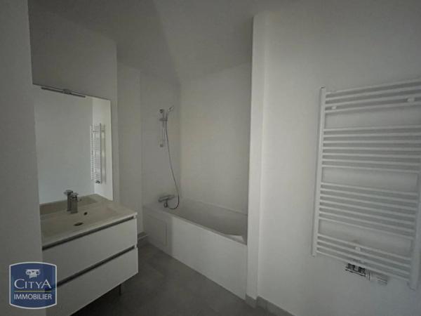 Appartement à louer 3 pièces 59.9m²