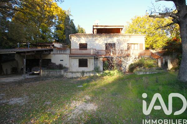 Maison à vendre 6 pièces 198 m² Éguilles