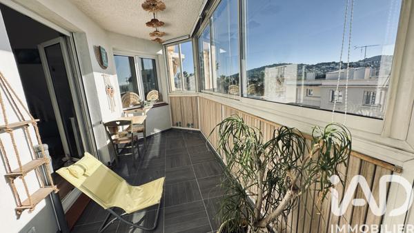 Appartement à vendre 3 pièces 70 m² Sanary-sur-Mer