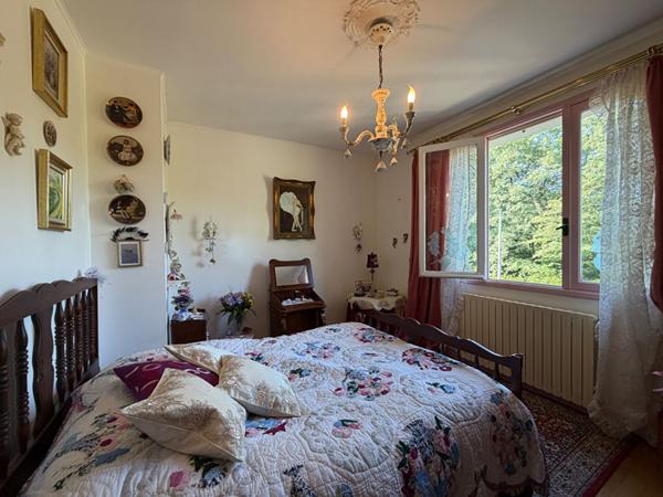 A vendre Grande maison sur Boulazac type 6 avec garage