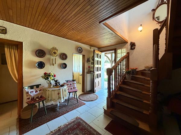 A vendre Grande maison sur Boulazac type 6 avec garage
