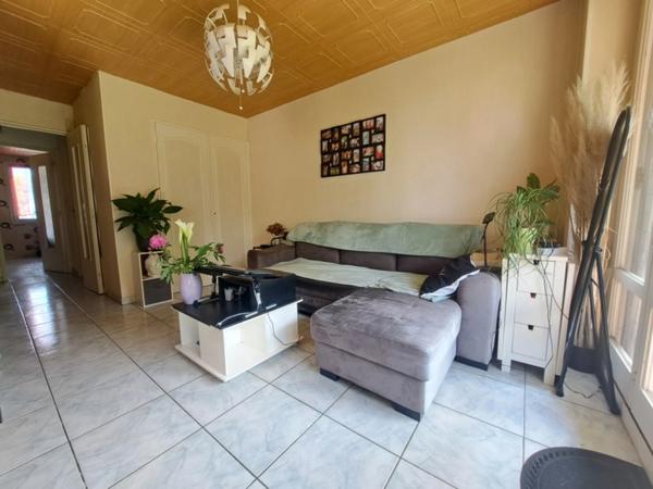 Appartement à vendre 2 pièces  (02)