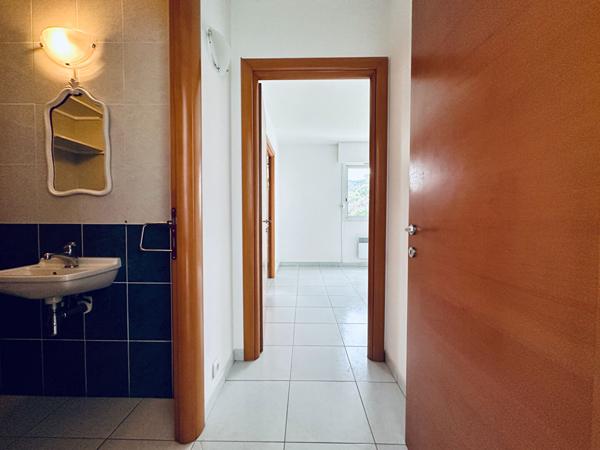 A louer - Appartement 2 pièces - Bastia Toga