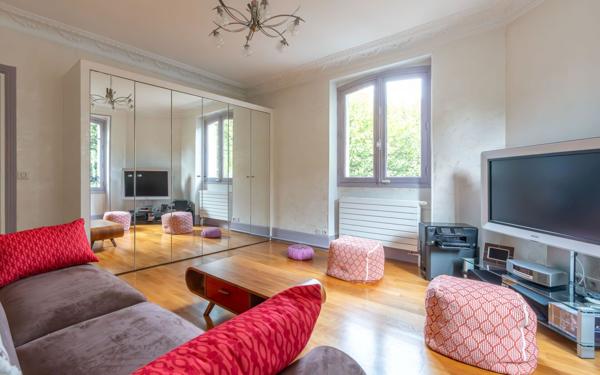 Maison à vendre    6 pièces • 230 m2 La Varenne - Saint-Maur-des-Fossés