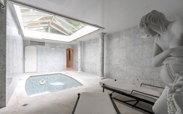 Maison à vendre    6 pièces • 230 m2 La Varenne - Saint-Maur-des-Fossés