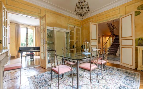 Maison à vendre    6 pièces • 230 m2 La Varenne - Saint-Maur-des-Fossés