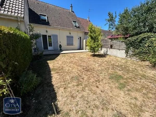 Maison à louer 4 pièces 124.53m² Saint-Germain-du-Puy (18390)