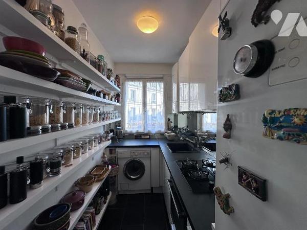 Au 40 rue Faidherbe PARIS 11è, appartement de type 2 au 4ème étage, vendu en viager occupé.