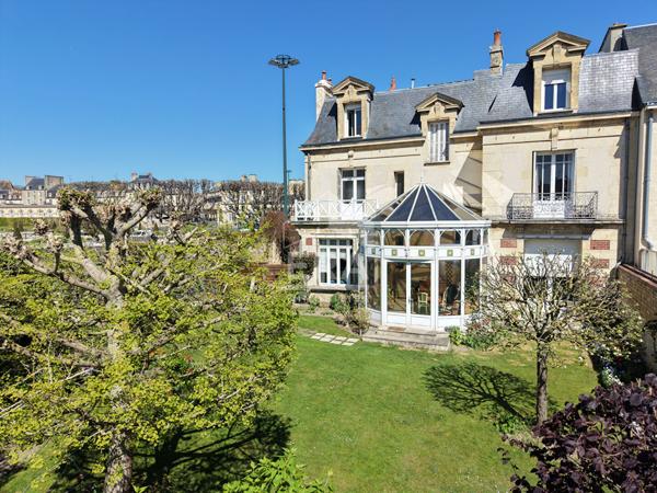 Maison 320m2 - 7chambres - Hyper Centre de CAEN