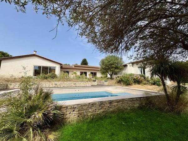 Maison à vendre |  Carcassonne |  8 pièces | 310 m²