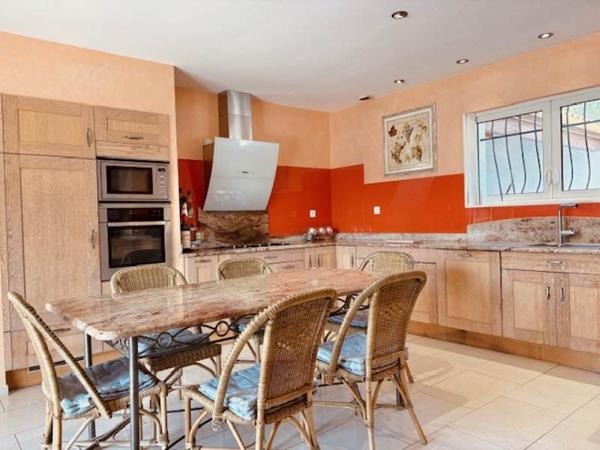 Maison à vendre |  Carcassonne |  8 pièces | 310 m²