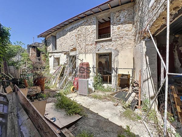 Maison centre ville de Valenton 7 pièces 157m² avec local commercial