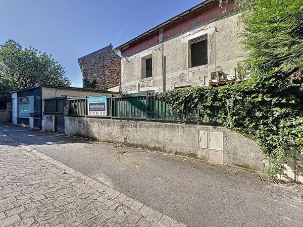 Maison centre ville de Valenton 7 pièces 157m² avec local commercial