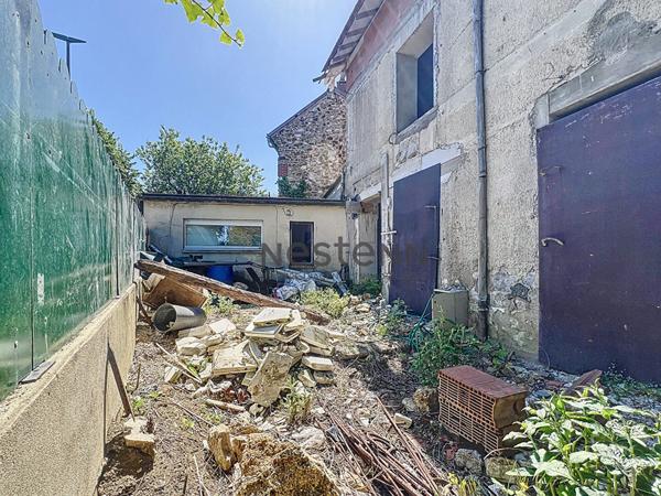 Maison centre ville de Valenton 7 pièces 157m² avec local commercial