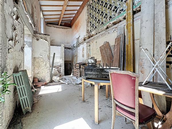 Maison centre ville de Valenton 7 pièces 157m² avec local commercial