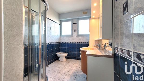 Maison de ville 7 pièces de 127 m² à Liffré (35340)