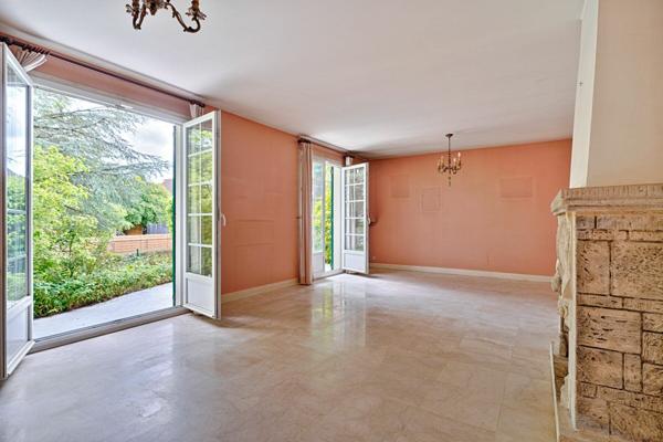 Maison à vendre    6 pièces • 140 m2 Pontault-Combault