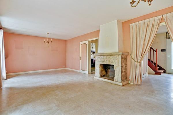 Maison à vendre    6 pièces • 140 m2 Pontault-Combault