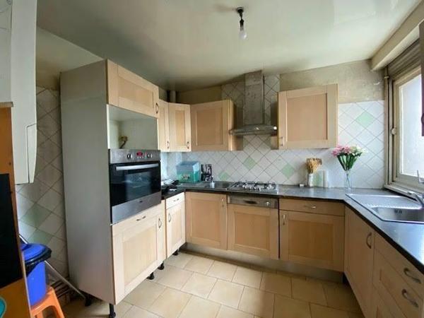 Appartement à vendre    3 pièces • 64,70 m2    Les Lilas